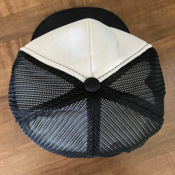 VINTAGE Farm Aid Concert Trucker Mesh Snapback Cap Deadstock RETRO 1987? Hipster - Picture 7 of 12